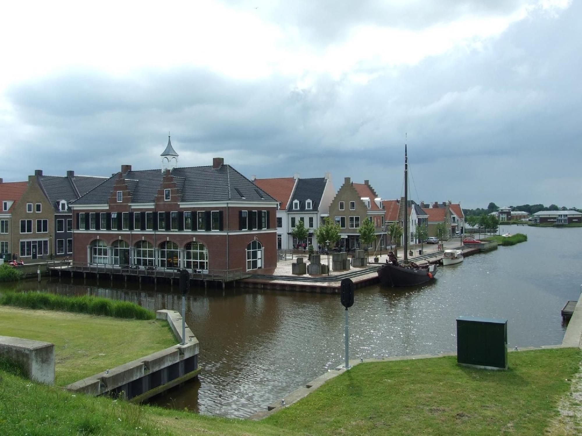 House Marijke With Winter Garden And Direct Access To The Lauwersmeer Anjum Eksteriør billede